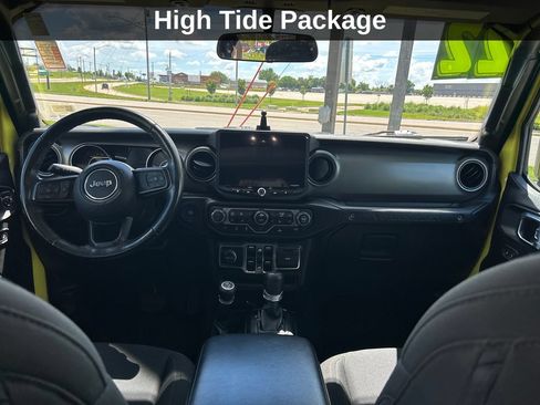 Used 2022 Jeep Wrangler Unlimited Sport AWD/4WD image 16