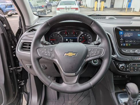 Used 2024 Chevrolet Equinox Premier FWD image 34