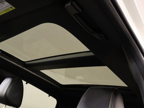 Used 2024 MAZDA CX-90 Plug-In Hybrid w/ Premium Plus image 17