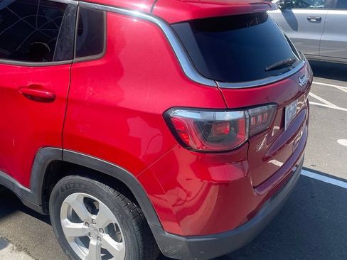 Used 2020 Jeep Compass Latitude FWD image 7
