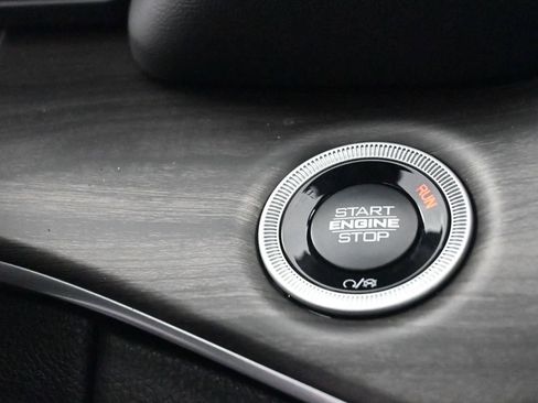 New 2025 Jeep Grand Cherokee L Limited w/ Black Appearance Package image 20