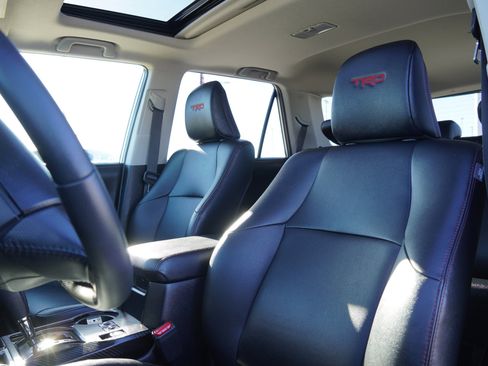 Certified 2021 Toyota 4Runner Venture image 19