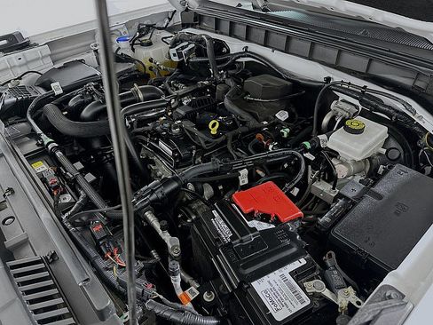 Used 2023 Ford Bronco Outer Banks image 30