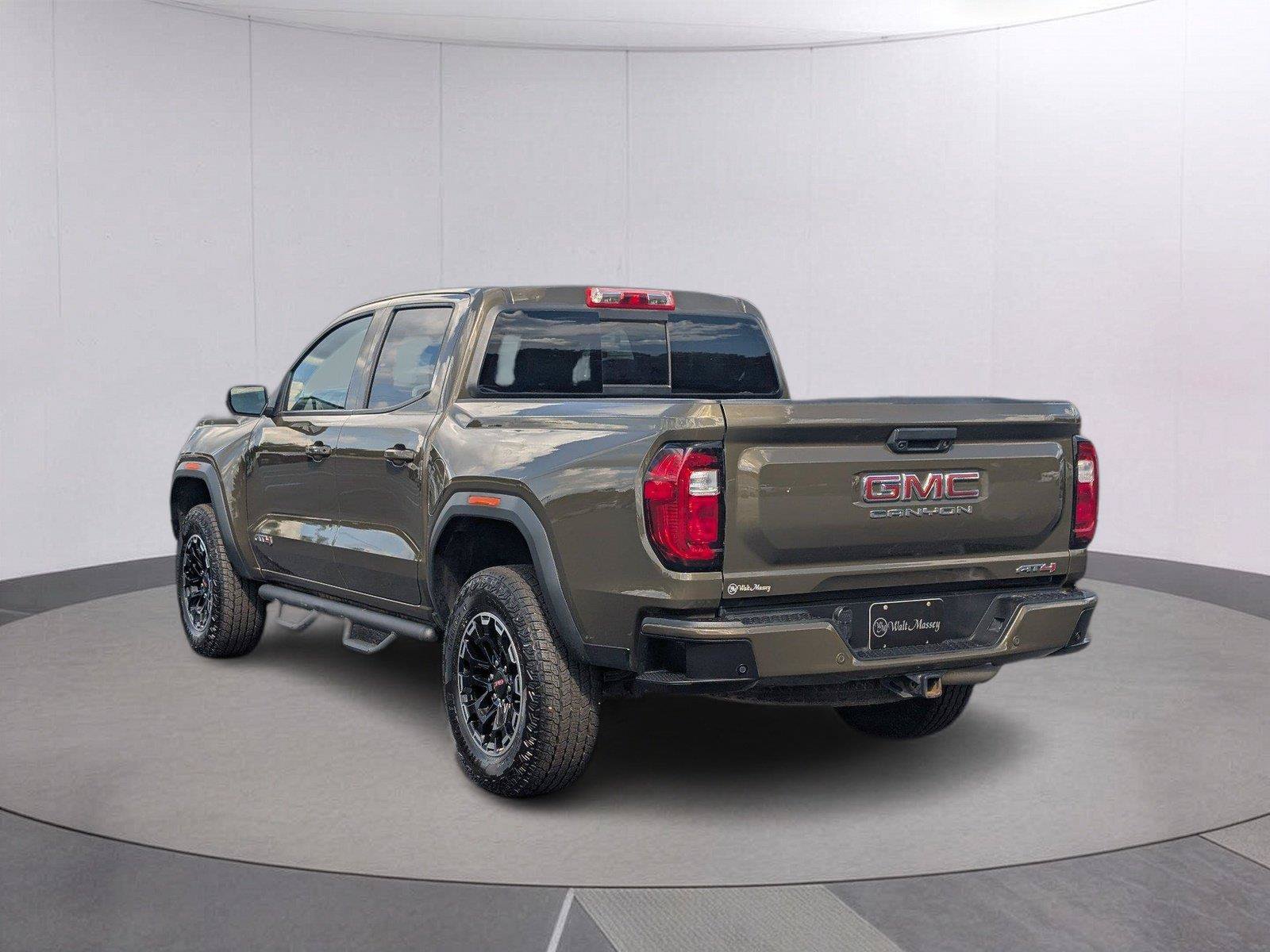 Used 2024 GMC Canyon AT4 w/ Technology Package AWD/4WD image 3