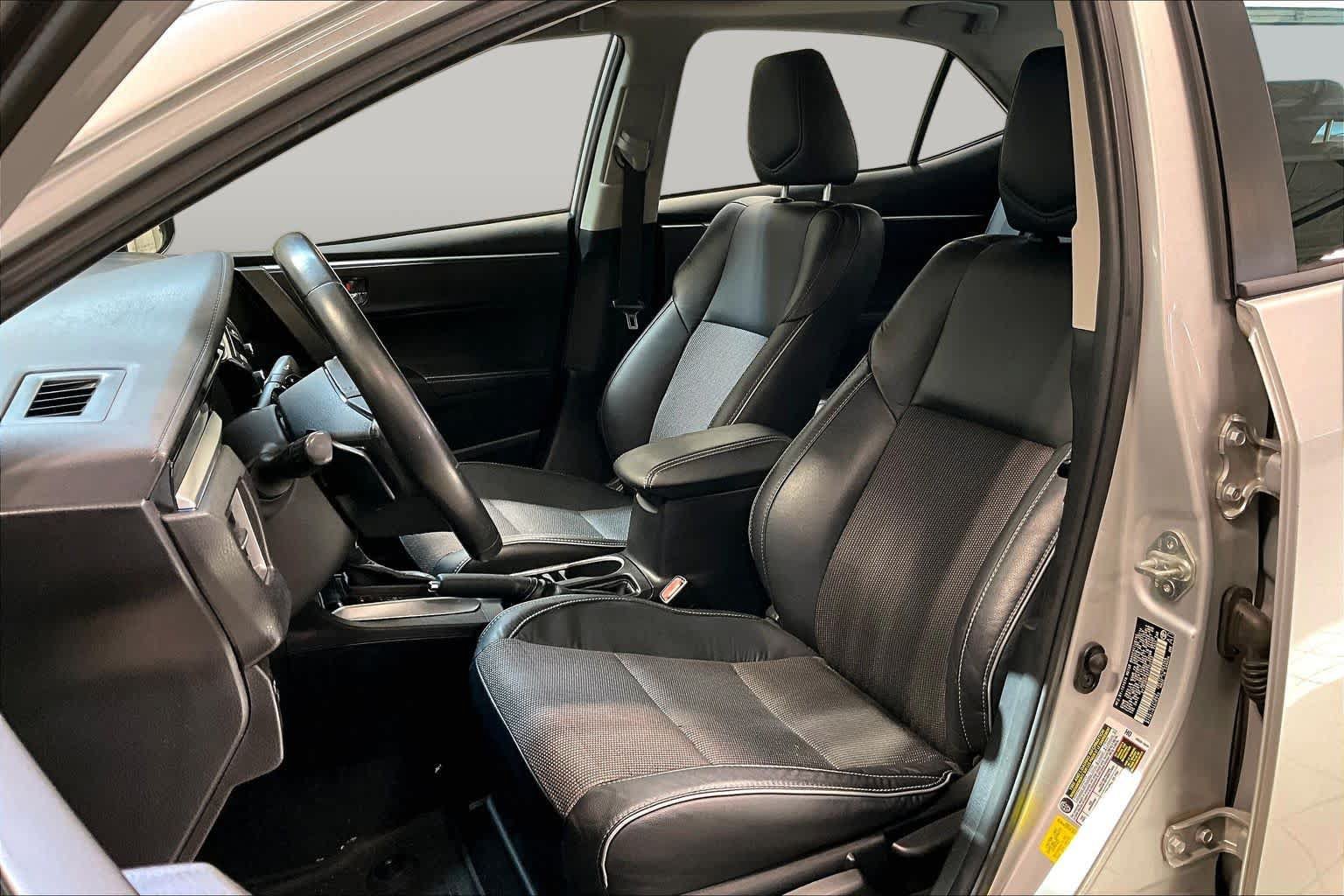Used 2015 Toyota Corolla S FWD image 9