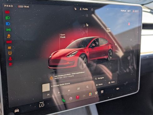Used 2022 Tesla Model 3 image 19