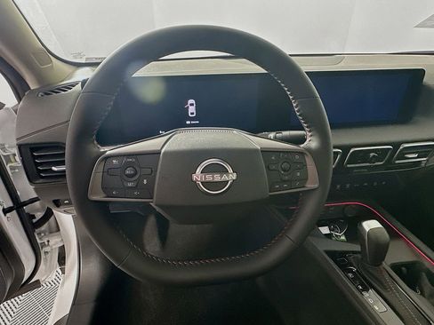 New 2026 Nissan Sentra SR w/ Floor Mat Package FWD image 16
