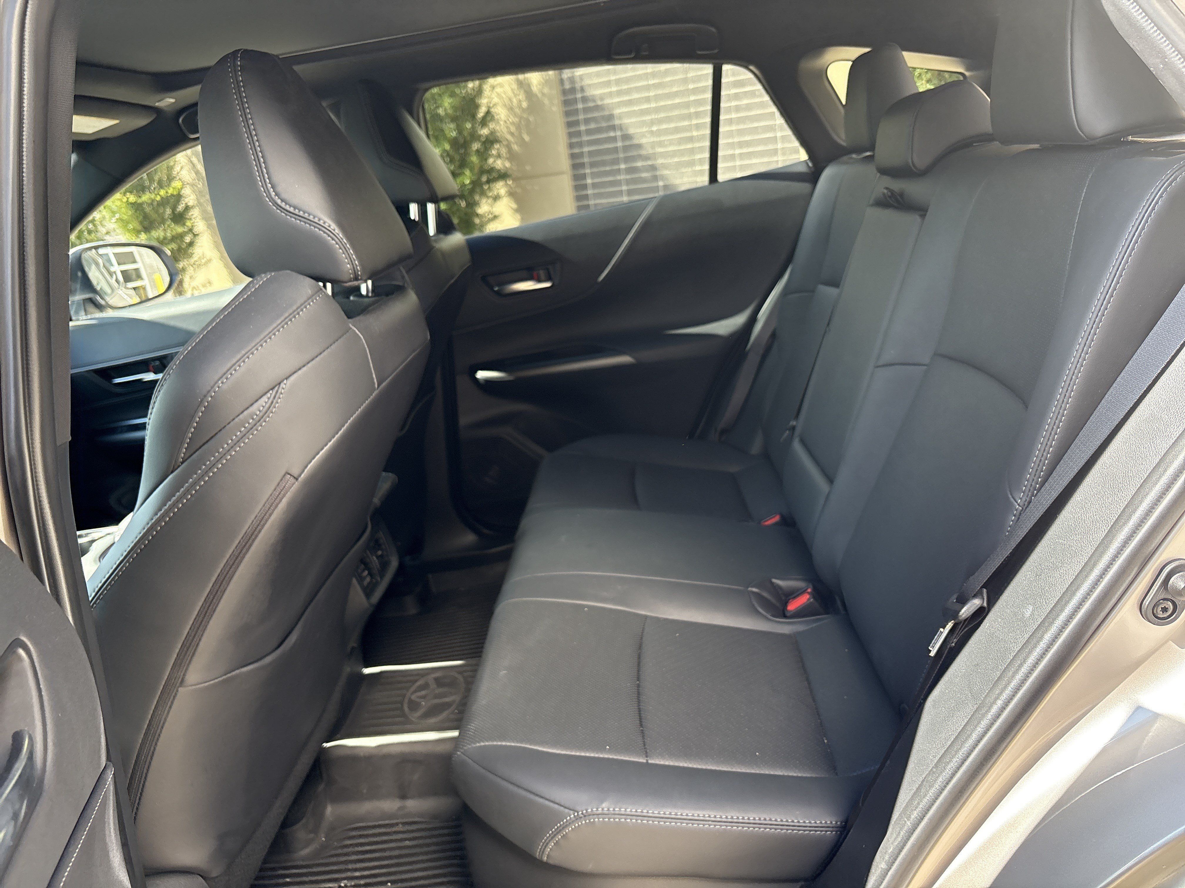 Used 2024 Toyota Venza Limited AWD/4WD image 31