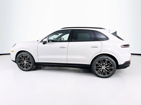 New 2026 Porsche Cayenne image 2