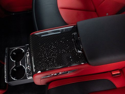 New 2025 Rolls-Royce Cullinan Black Badge w/ Leather Finishing Pack image 26