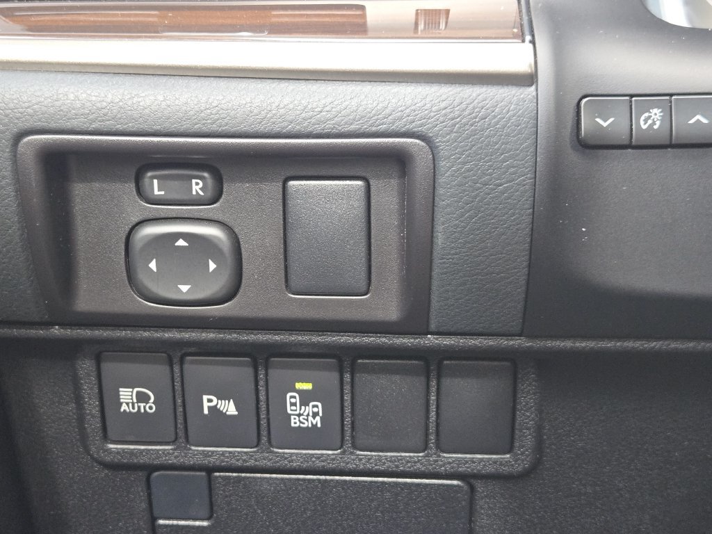 Used 2018 Lexus ES 350 w/ Navigation System Package FWD image 22