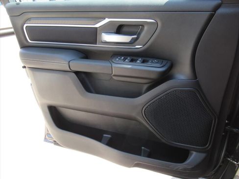 New 2026 RAM 1500 Big Horn AWD/4WD image 18