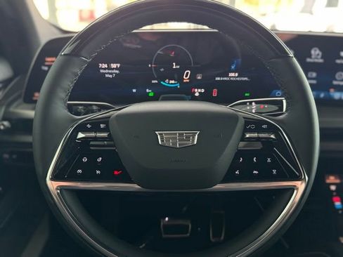 New 2026 Cadillac Vistiq Luxury image 21