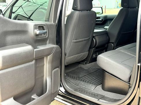 Used 2022 Chevrolet Silverado 1500 Custom AWD/4WD image 26