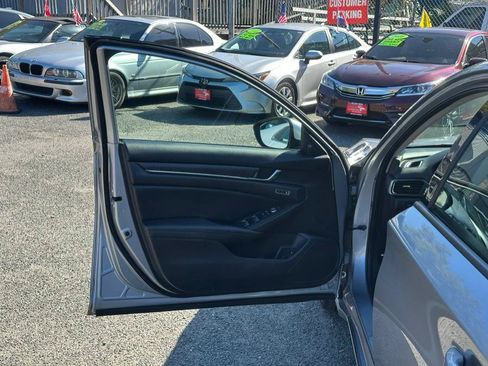 Used 2019 Honda Accord EX-L image 9