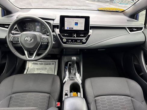 Used 2025 Toyota Corolla SE FWD image 11