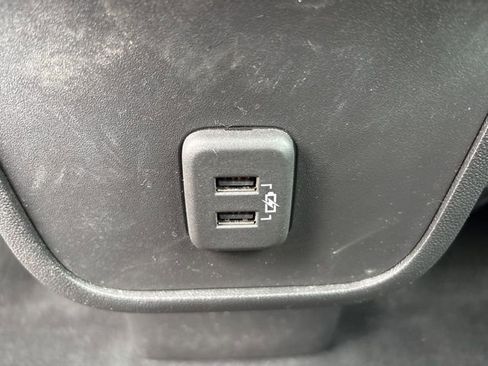 Used 2022 Chevrolet Equinox LT image 18