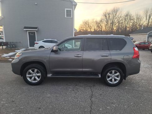 Used 2011 Lexus GX 460 w/ Comfort Plus Pkg image 4