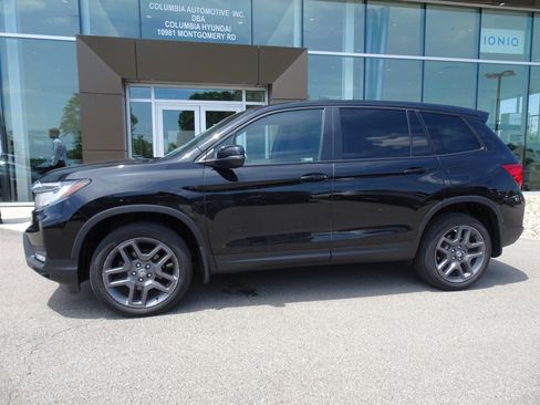 Used 2023 Honda Passport EX-L image 2