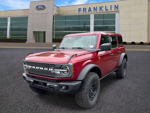 New 2026 Ford Bronco Badlands AWD/4WD image 3