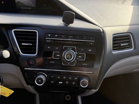 Used 2013 Honda Civic LX image 19