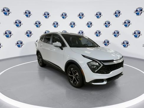 Certified 2023 Kia Sportage EX image 2