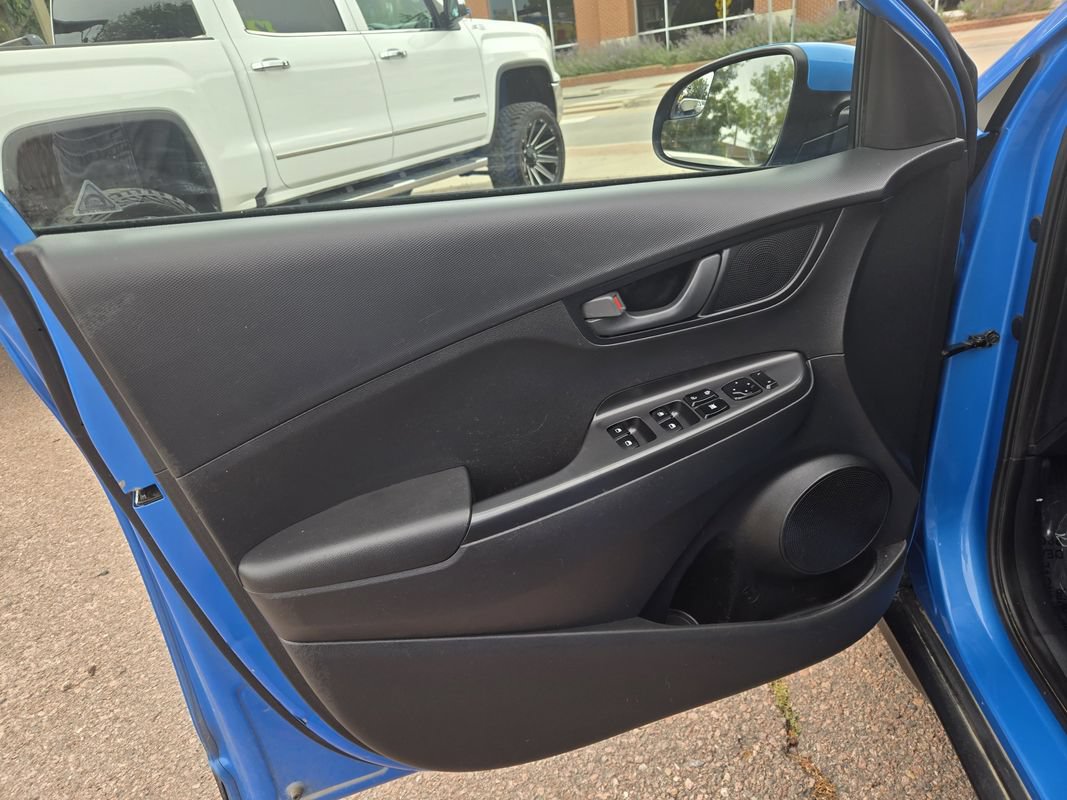 Used 2018 Hyundai Kona SE AWD/4WD image 15