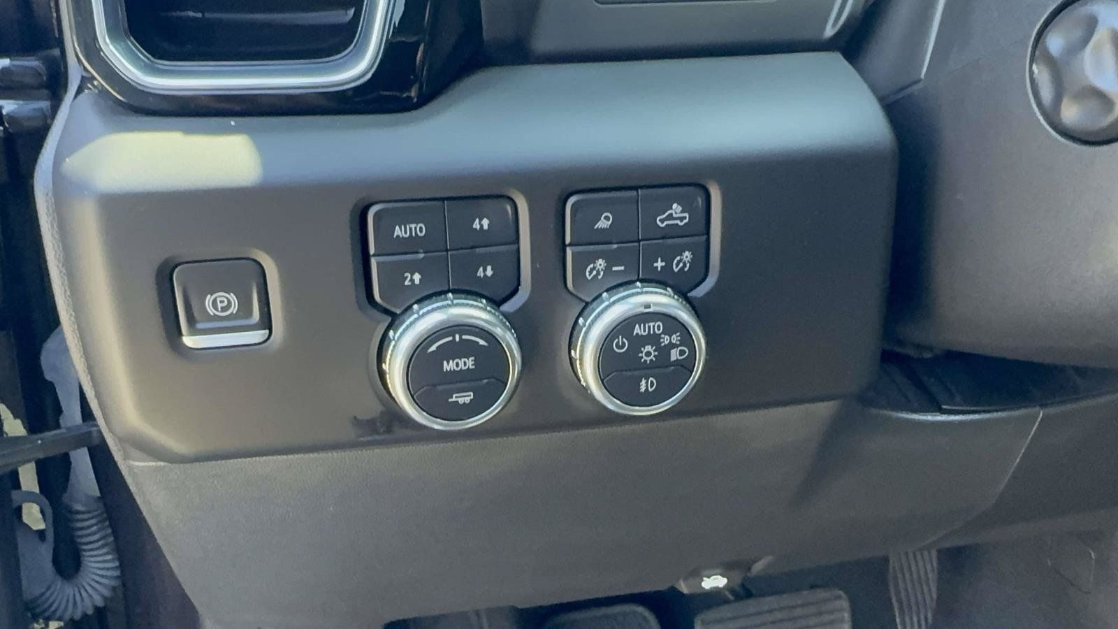 Used 2022 GMC Sierra 1500 Denali AWD/4WD image 22