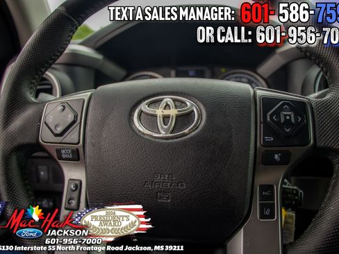 Used 2021 Toyota Tacoma SR5 AWD/4WD image 11