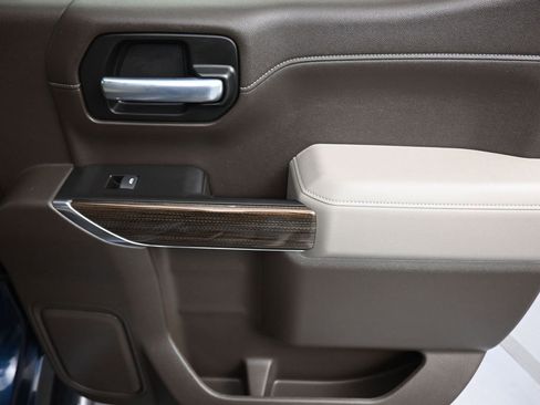 Used 2020 Chevrolet Silverado 1500 RST w/ All-Star Edition image 41