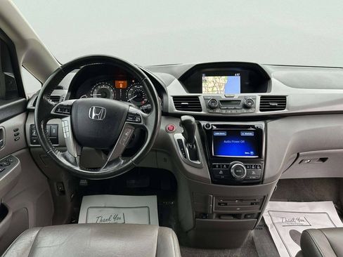 Used 2016 Honda Odyssey Touring Elite image 23
