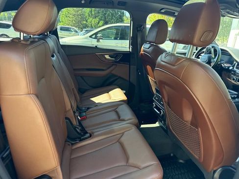 Used 2018 Audi Q7 3.0T Premium Plus AWD/4WD image 10