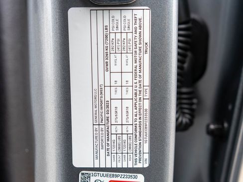 Used 2023 GMC Sierra 1500 AT4 w/ Technology Package image 41