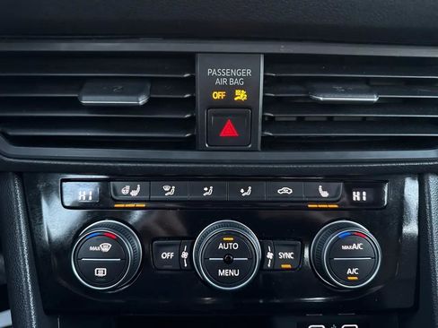 Used 2020 Volkswagen Jetta SE w/ SE Cold Weather Package image 48