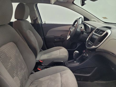 Used 2020 Chevrolet Sonic LT FWD image 21