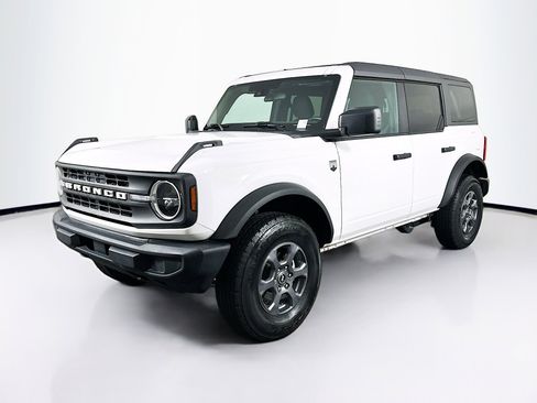 Used 2025 Ford Bronco Big Bend image 3
