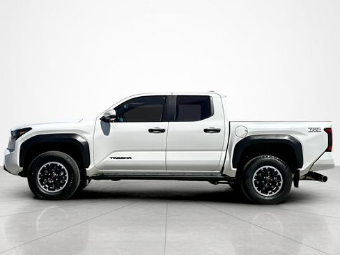 Certified 2024 Toyota Tacoma TRD Sport image 2