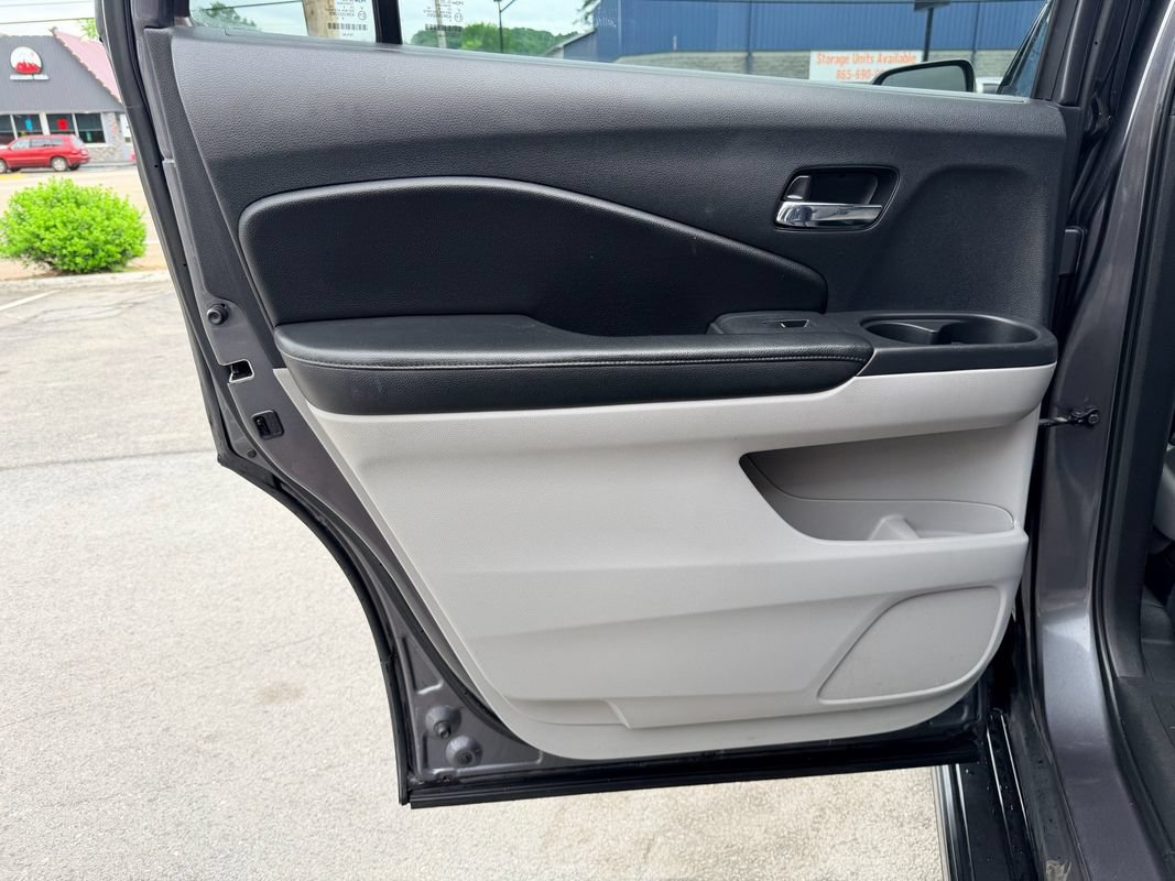Used 2016 Honda Pilot EX image 26