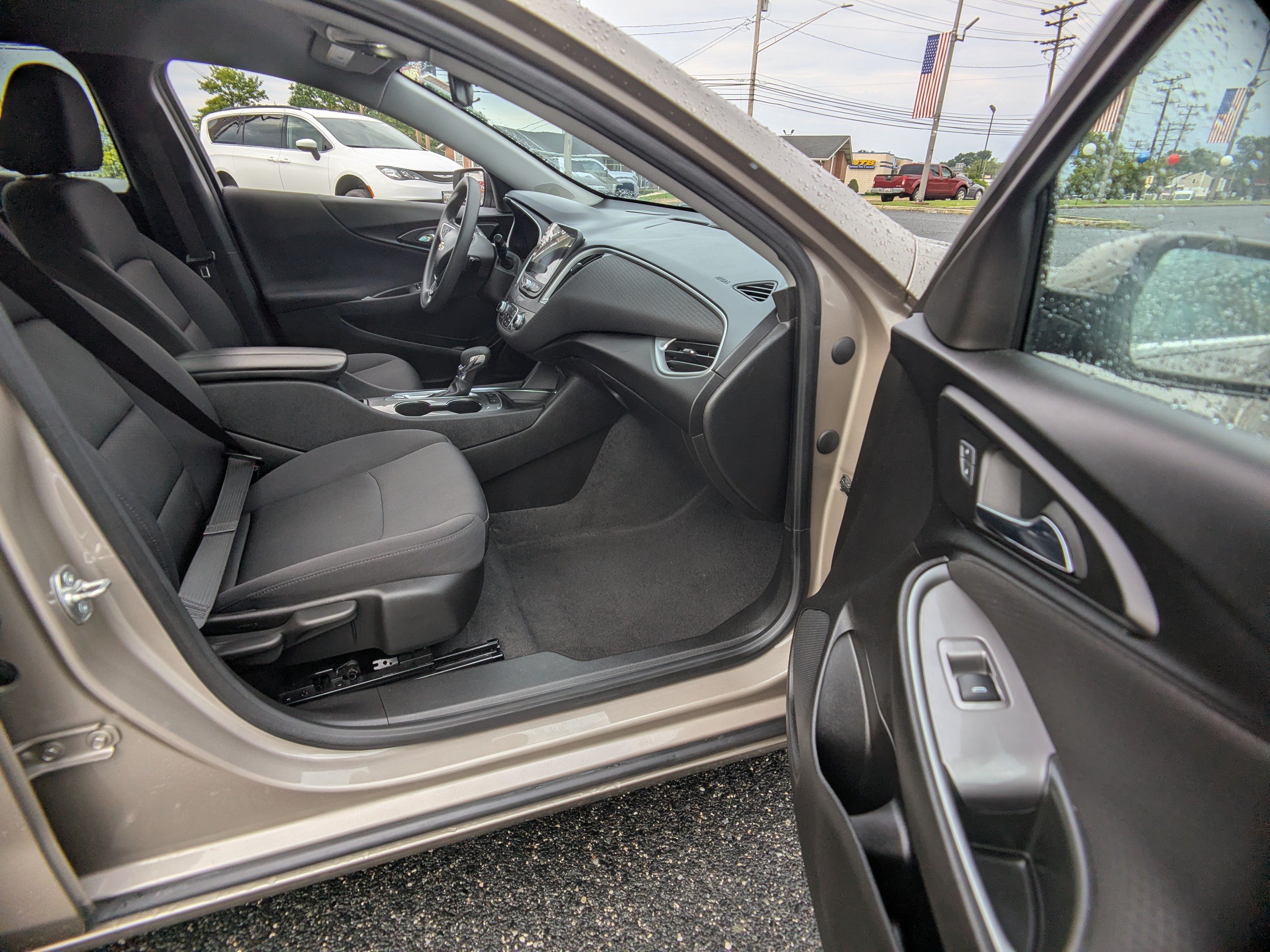 Certified 2024 Chevrolet Malibu LT FWD image 12