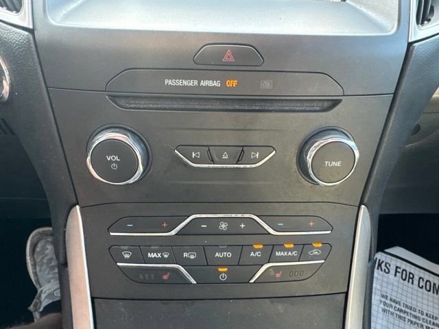 Used 2017 Ford Edge SEL w/ Equipment Group 201A AWD/4WD image 18