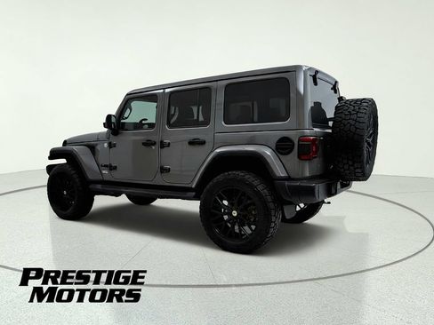 Used 2020 Jeep Wrangler Unlimited Sahara AWD/4WD image 5