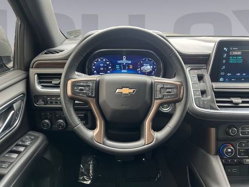 Used 2023 Chevrolet Tahoe High Country AWD/4WD image 13