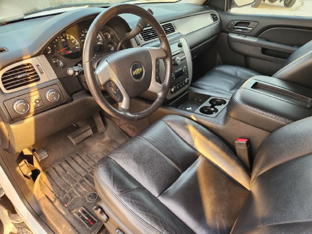Used 2014 Chevrolet Tahoe LT w/ Suspension Package, Off-Road AWD/4WD image 9