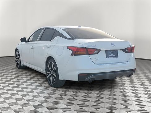 Used 2022 Nissan Altima 2.5 SR image 7