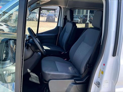 Used 2023 Ford Transit 350 XLT image 7