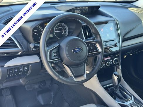 Used 2022 Subaru Forester Limited image 3