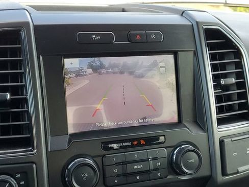 Used 2020 Ford F150 XLT w/ Equipment Group 302A Luxury AWD/4WD image 22