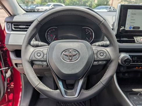 Used 2025 Toyota RAV4 XLE Premium FWD image 15