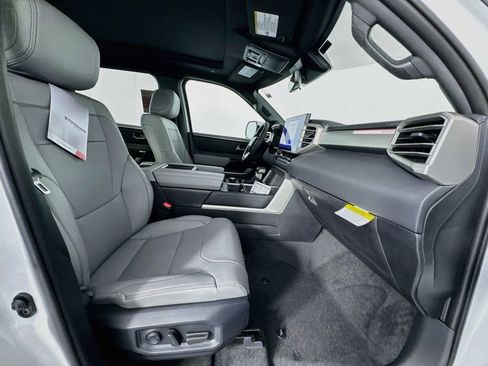 New 2026 Toyota Tundra Limited AWD/4WD image 29