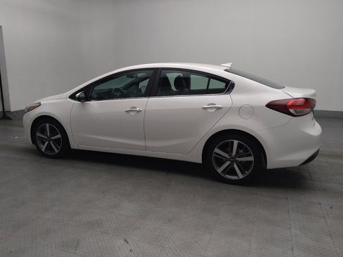 Used 2017 Kia Forte EX image 3